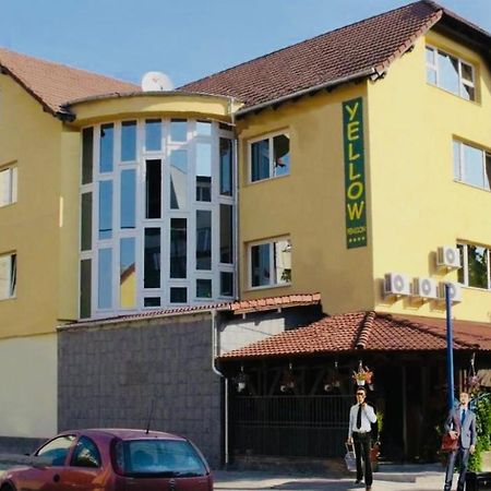 Pension Yellow Timişoara Exteriör bild